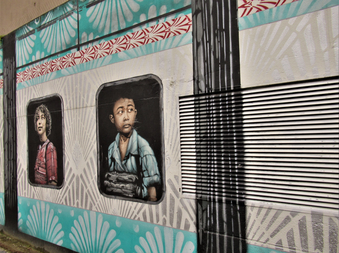 Fresque "Le Tram"-La Courneuve必去景点
