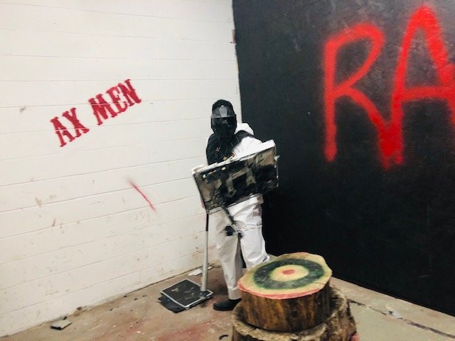 Ax Men Axe Throwing景点图片