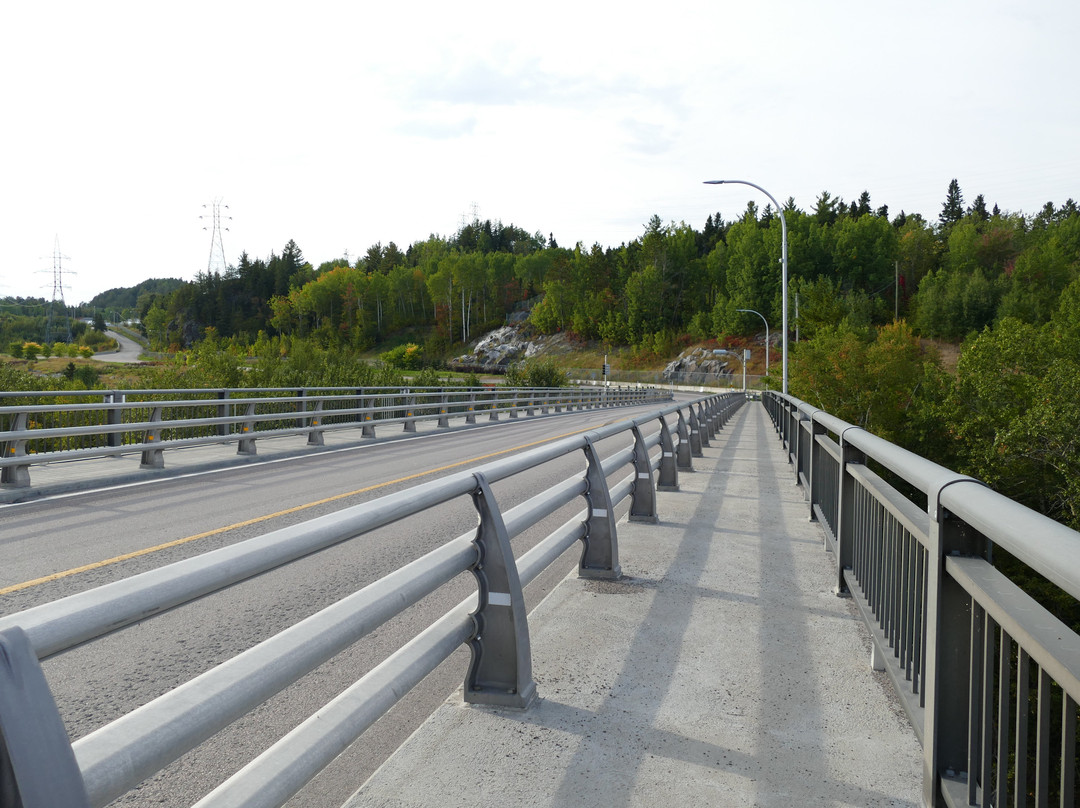 Pont d'aluminium d'Arvida景点图片