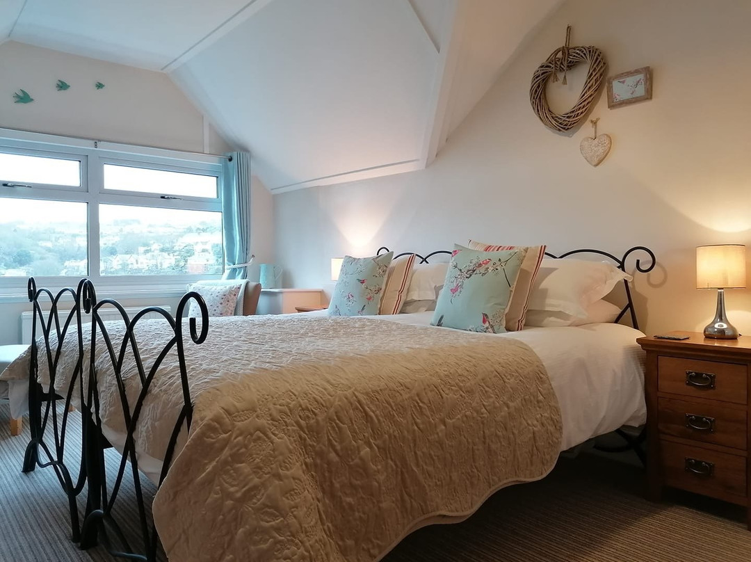 Schooner Point Guest House主图