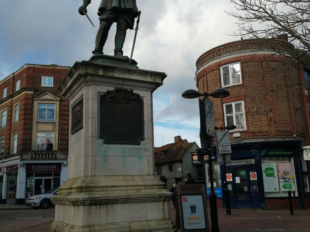 John Hampden Statue景点图片