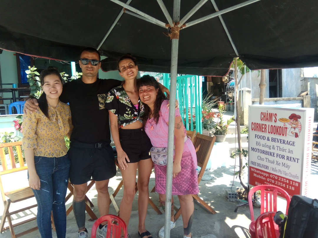 Chams Corner Lookout主图