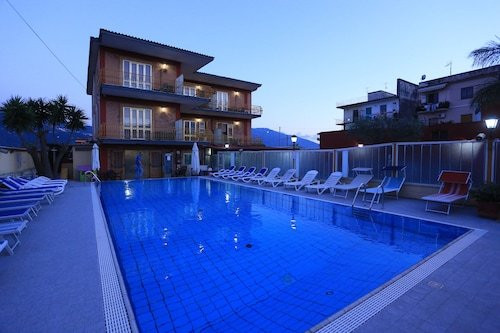 Hotel Pompei主图
