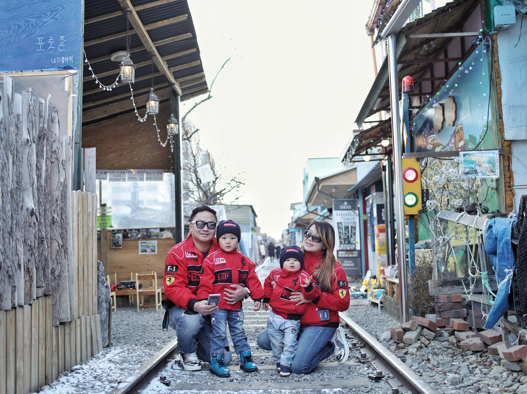 Gyeongamdong Railroad Town-群山市必去景点