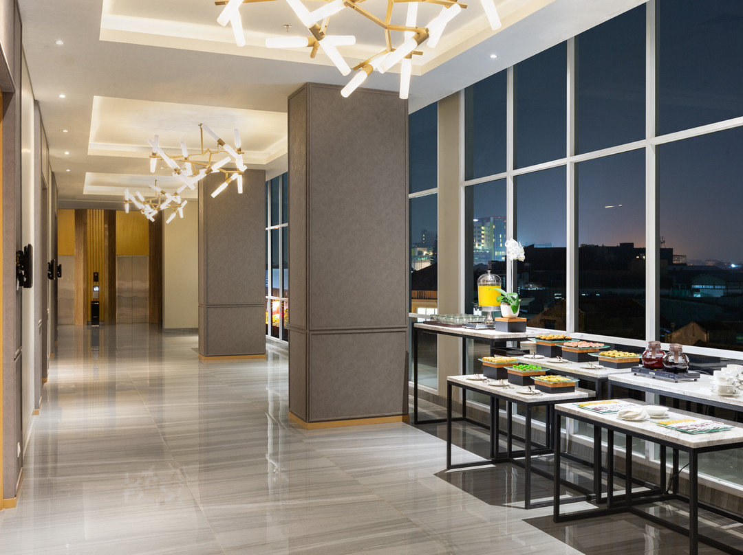 Hotel Santika Pasir Koja主图