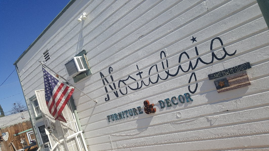 Nostalgia Furniture and Decor-Yucaipa必去景点