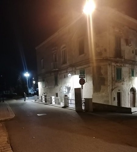 Cala Porta Vecchia-莫诺波利必去景点