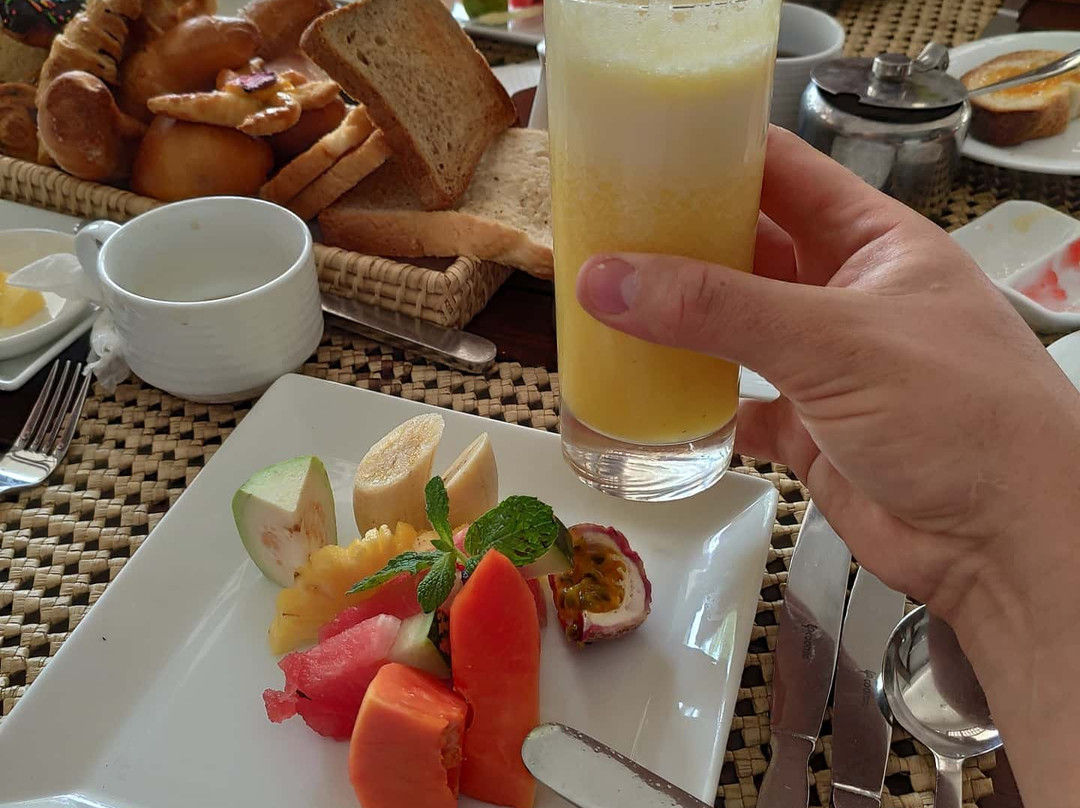 尼拉维利海滩酒店主图