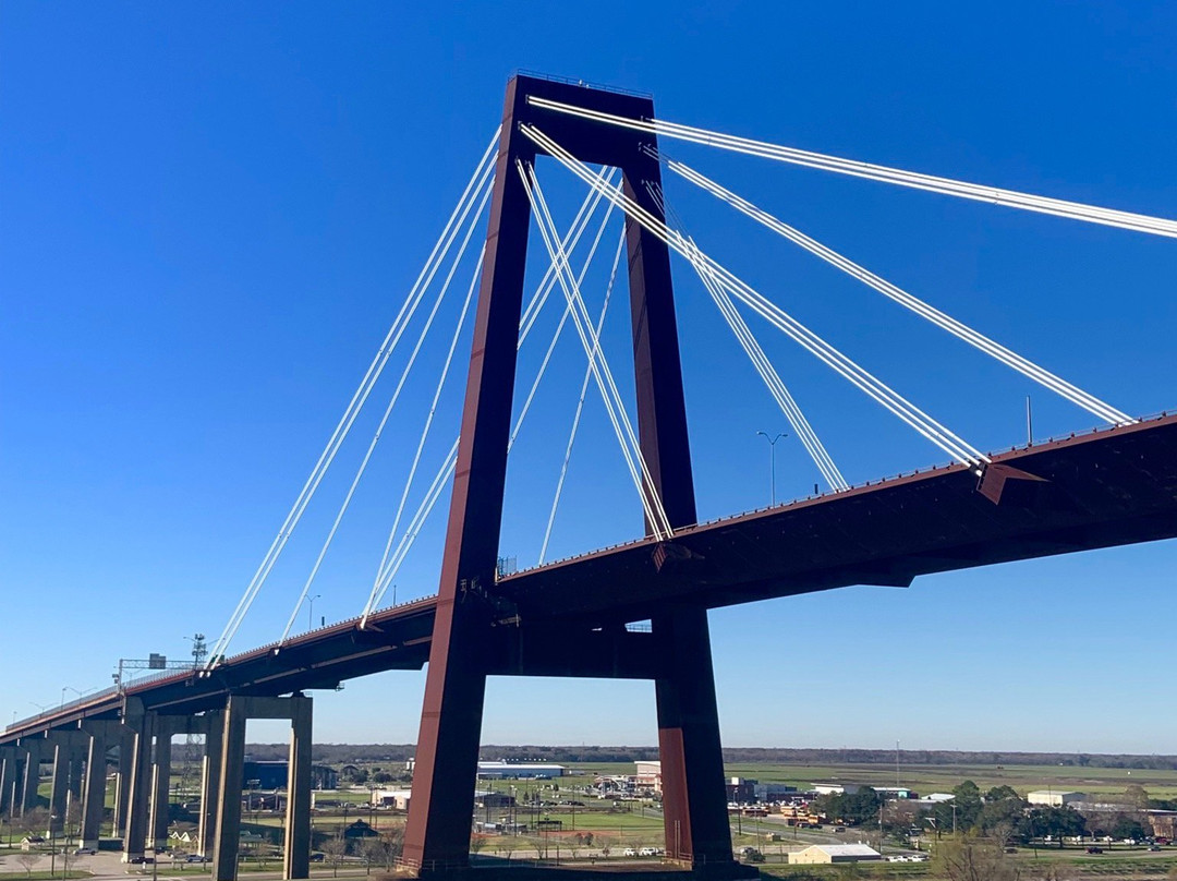 Hale Boggs Memorial Bridge景点图片