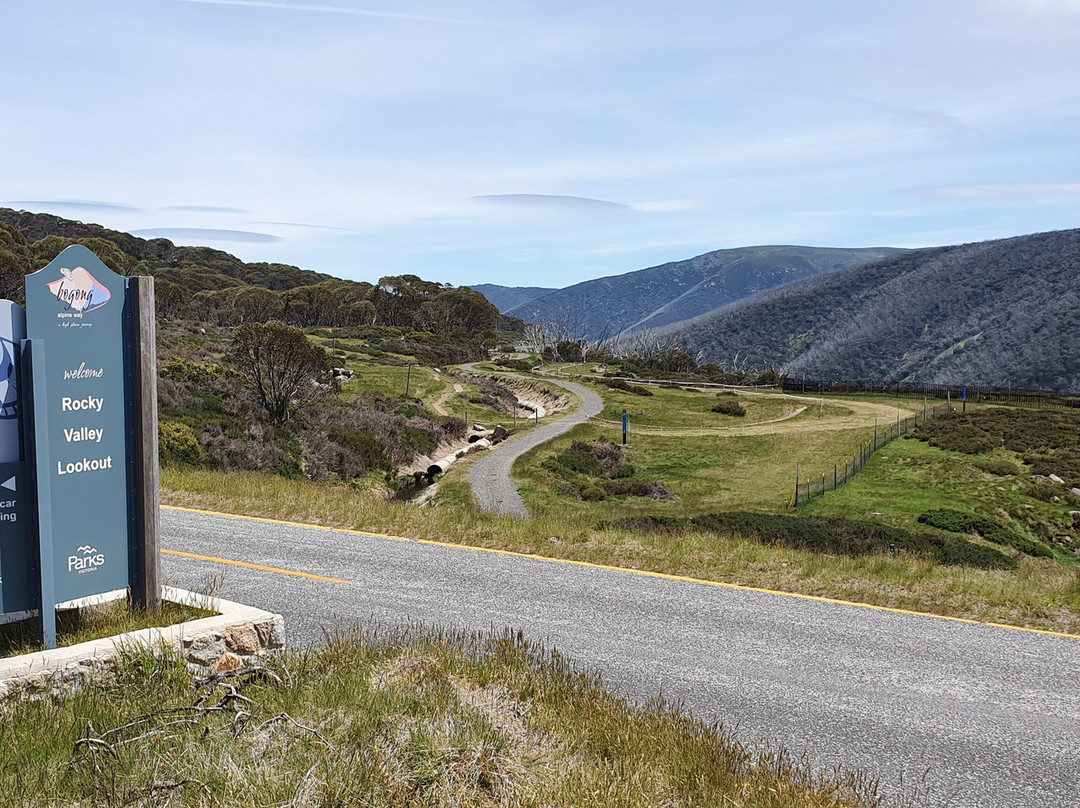 Rocky Valley Lookout