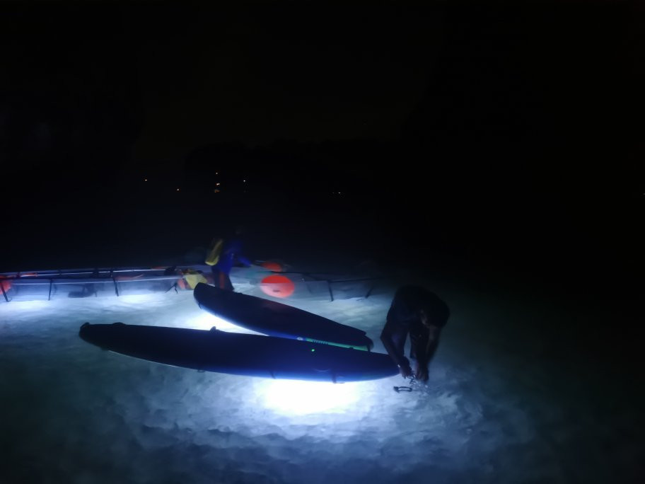 自由鸟冲浪板-莱利海滩必去景点