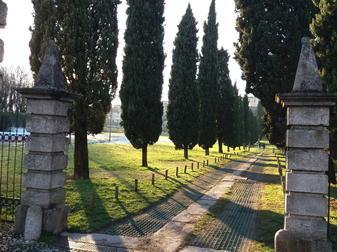 Viale Dei Cipressi-Inverigo必去景点