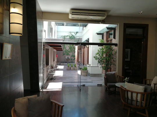 阿祖尔瑞尔精品酒店主图