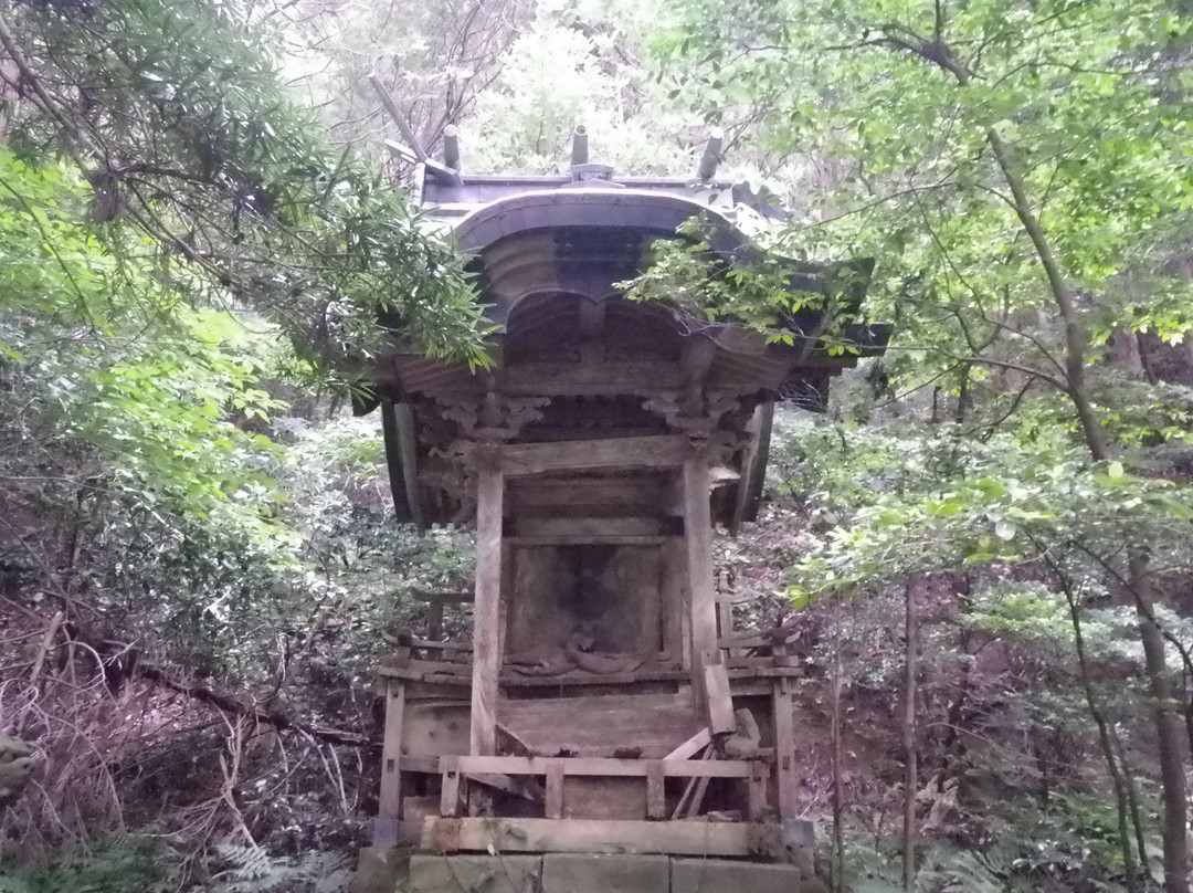 Takuhi Shrine-西之岛町必去景点