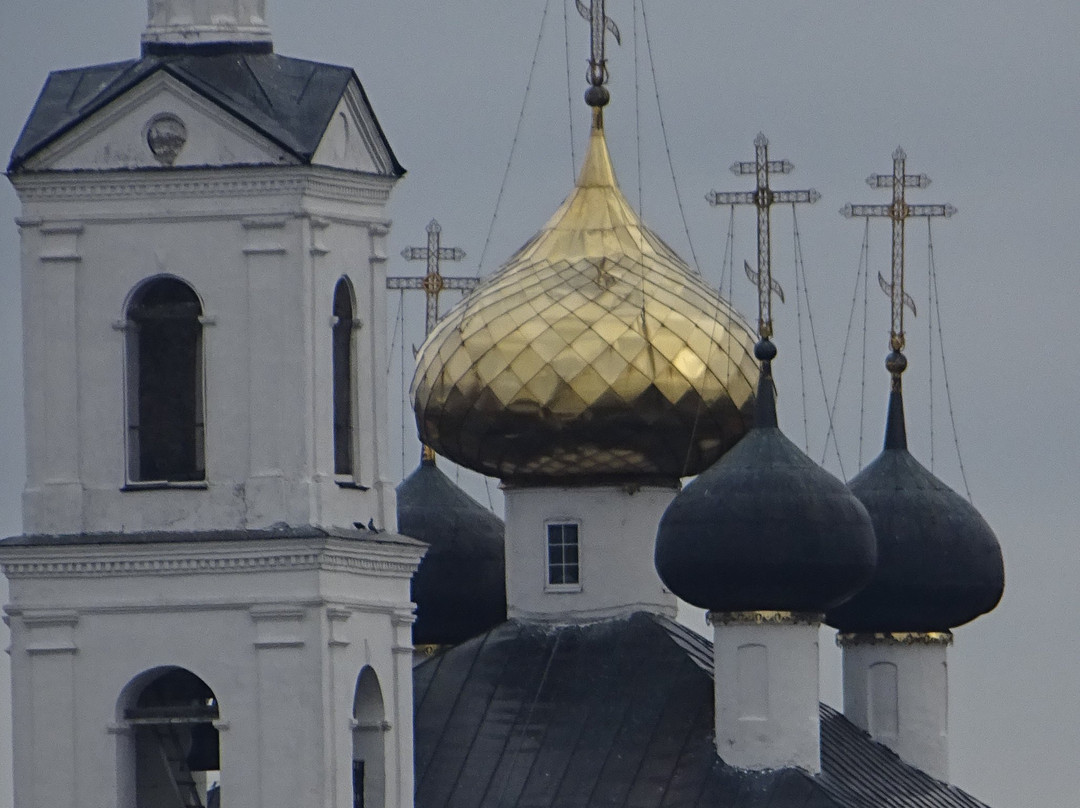 Vozdvizheniya Chestnogo Kresta Gospodnya Church-Sverdlovo必去景点