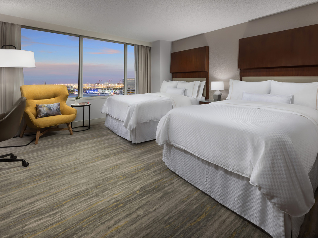 威斯汀长滩酒店主图