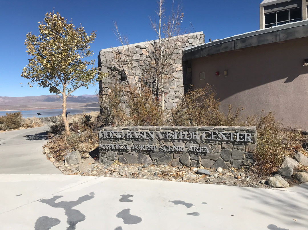 Mono Basin Scenic Area Visitor Center-利韦宁必去景点