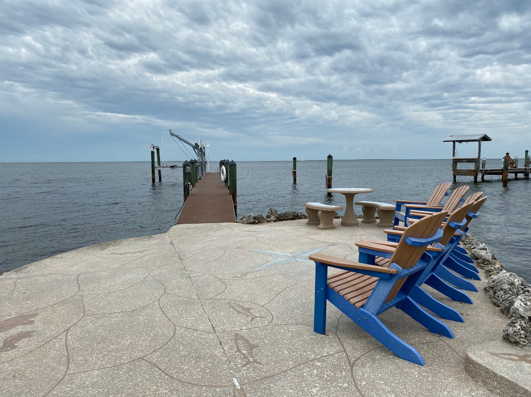 Island Bay Resort主图