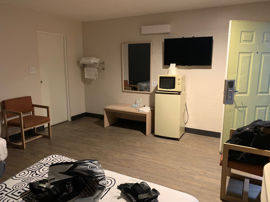 Century 21 Motel主图