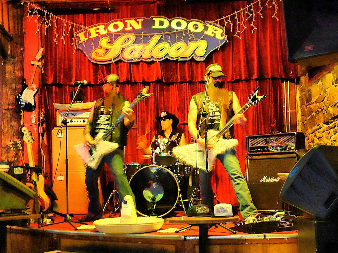 Iron Door Saloon and Grill景点图片