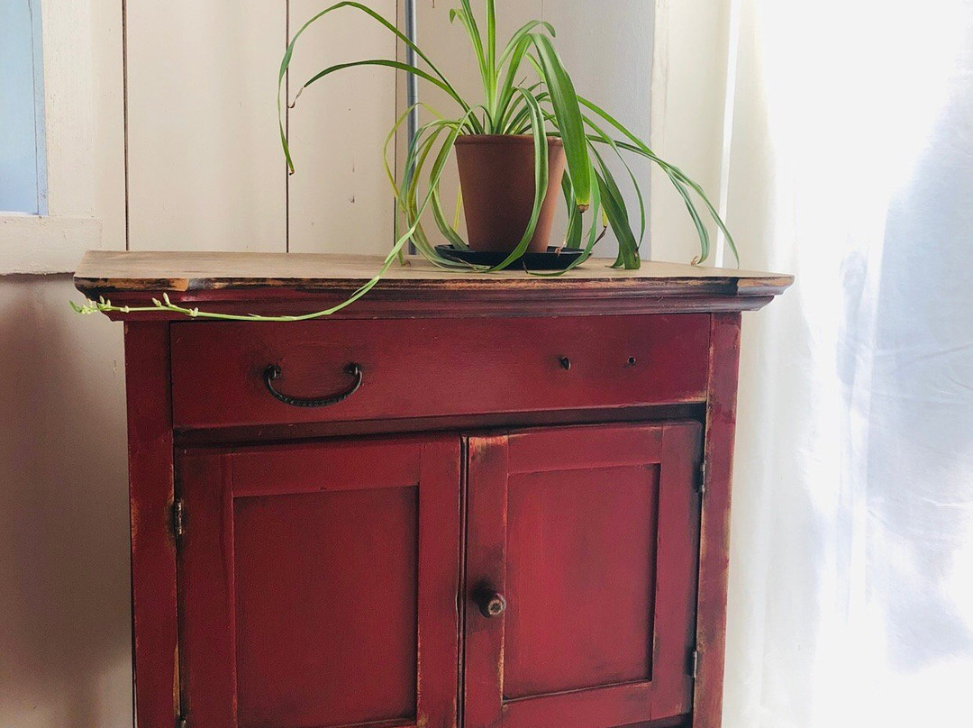 The Retreat House主图