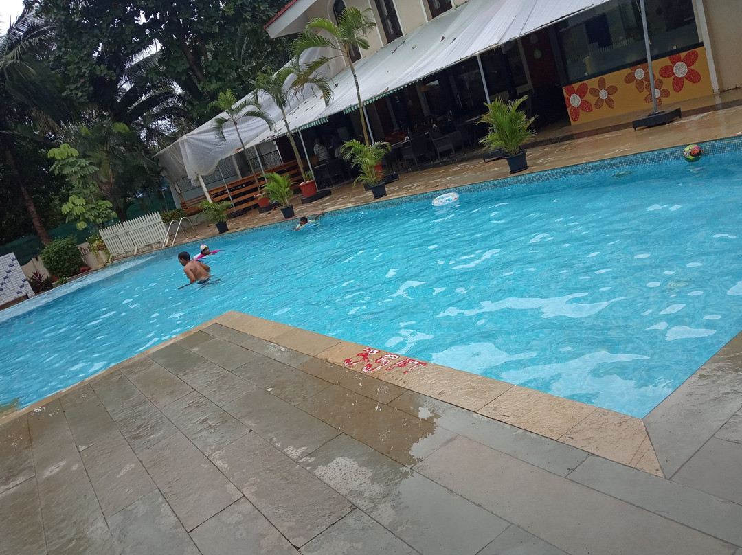 希鲁斯果艾酒店主图