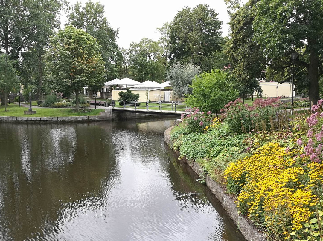 Slottsparken-厄勒布鲁必去景点
