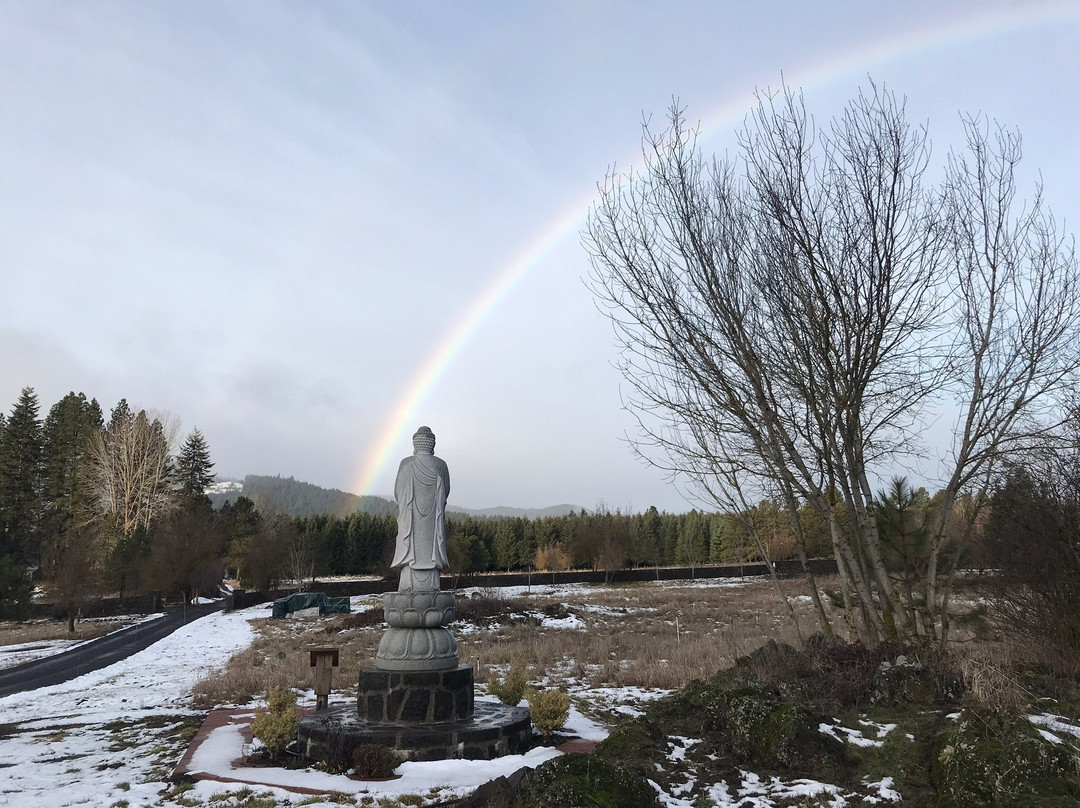 Mount Adams Zen Buddhist Temple at Trout Lake Abbey景点图片