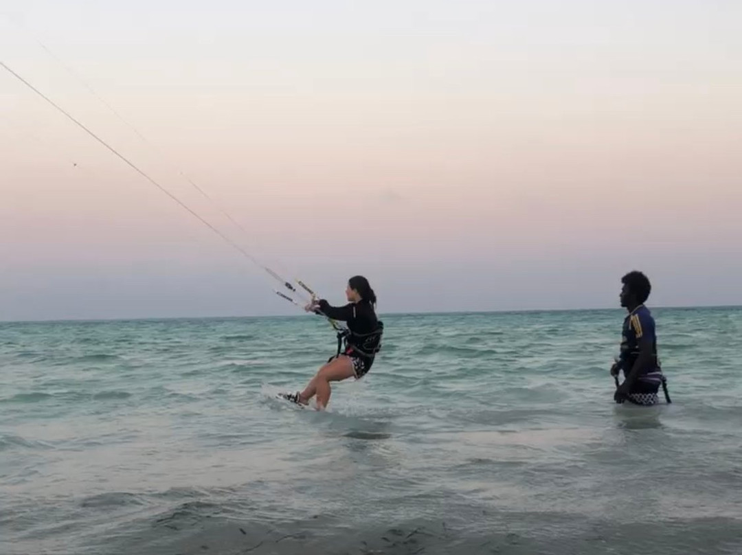 Zanzibar SunShine Kite School-帕杰必去景点