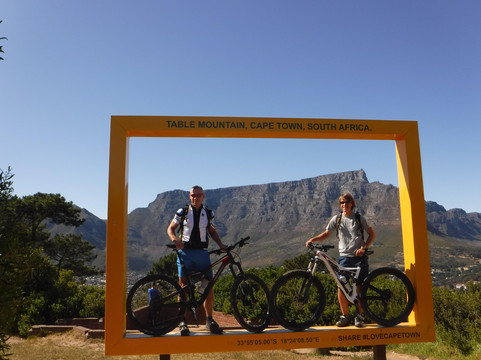 Table Mountain hiking and sightseeing tours-开普敦中心区必去景点