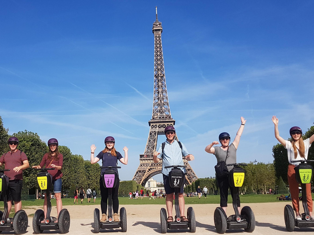 Wheels and Ways - Segway tours in Paris and Versailles-巴黎必去景点