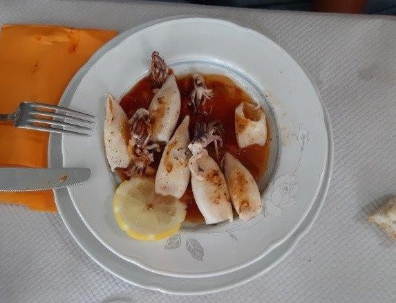 皮卡萨利亚酒店主图