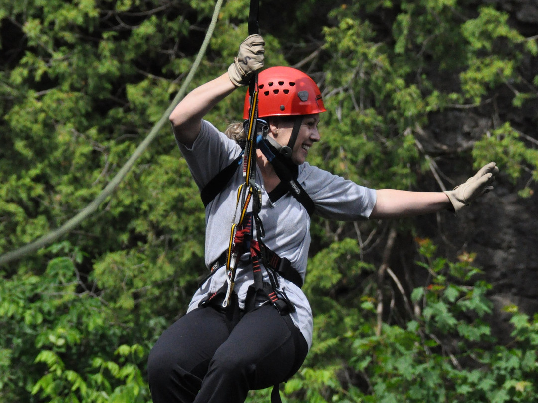 Zipline Extreme-伊劳拉必去景点