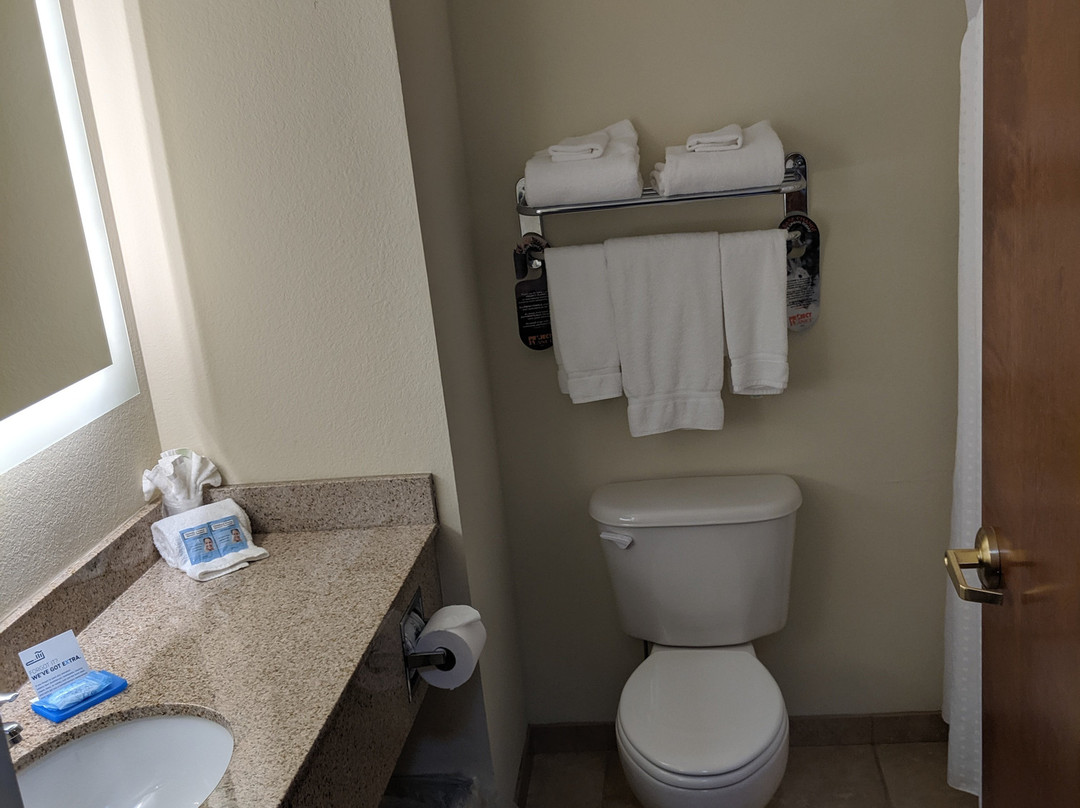 Garner Hotel Brookings by IHG主图