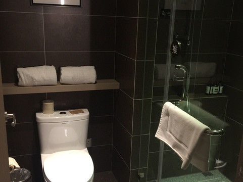 安吉亚朵酒店主图