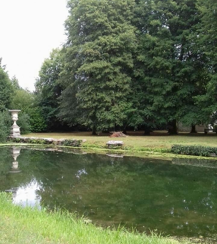 Chateau de Troissereux-Troissereux必去景点