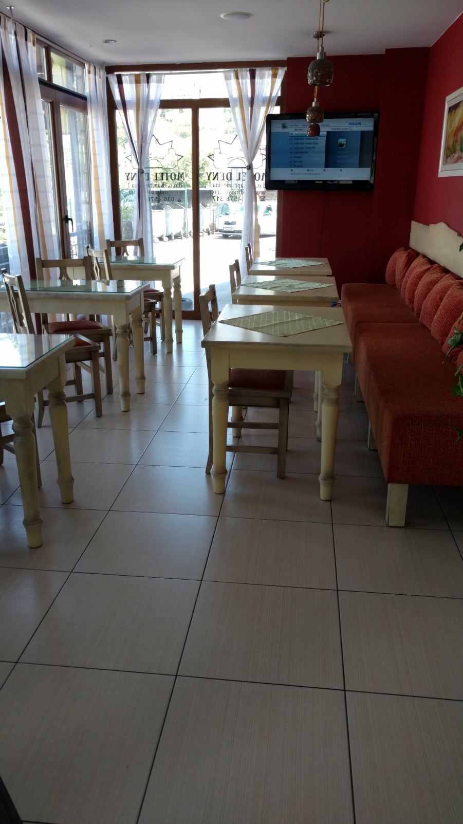 黛尼汽车酒店-餐饮