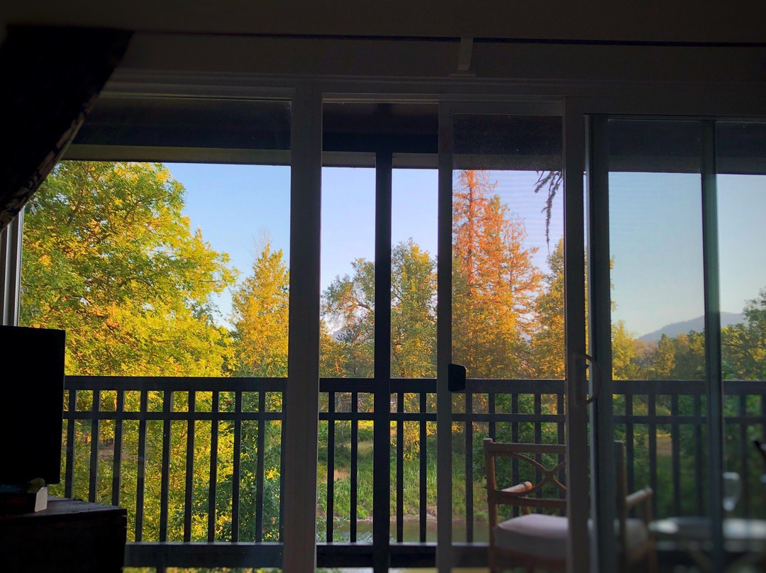 Motel Del Rogue主图