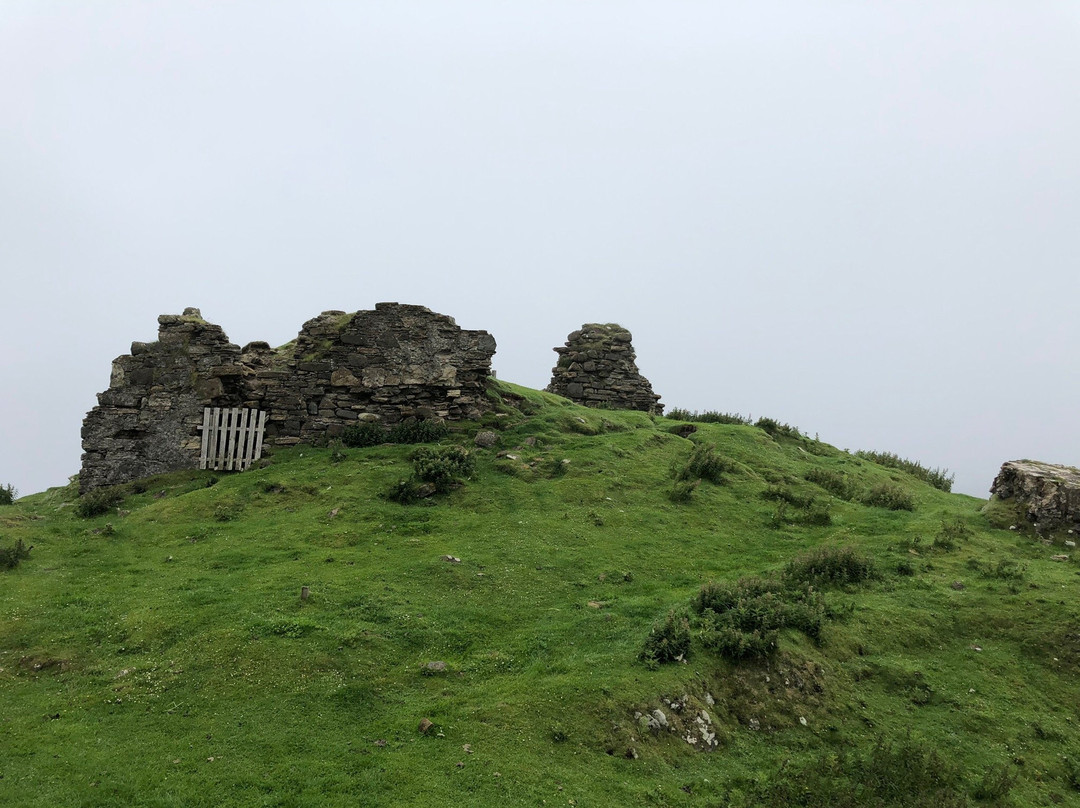Duntulm Castle景点图片