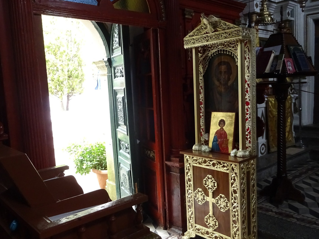 Monastery of Saint Paraskevi-Palaiokastritsa必去景点