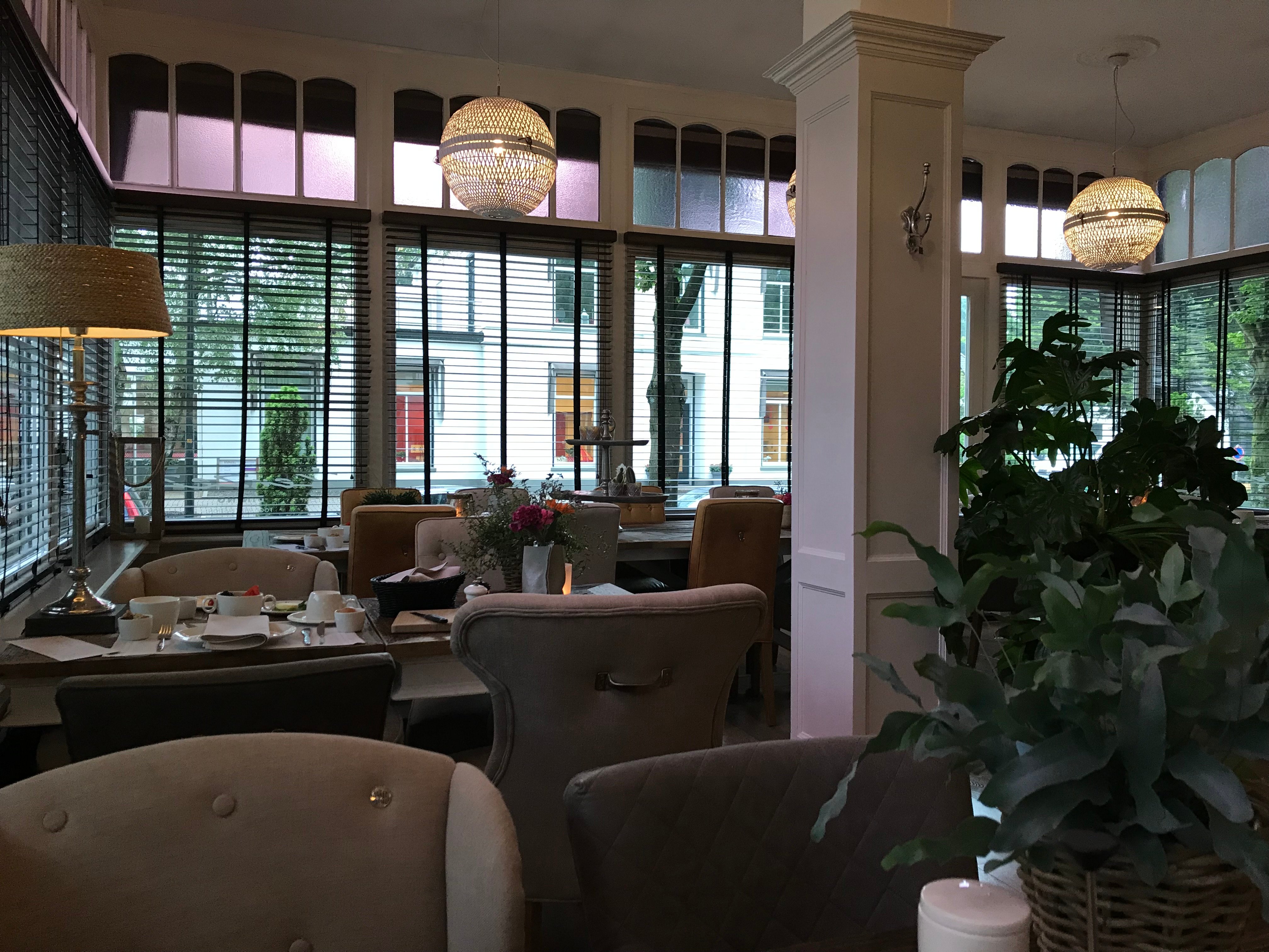 ZENZEZ Hotel & Lounge-餐饮