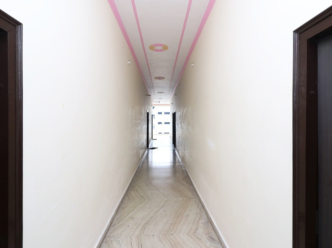 SPOT ON14161 Hotel Asdr主图