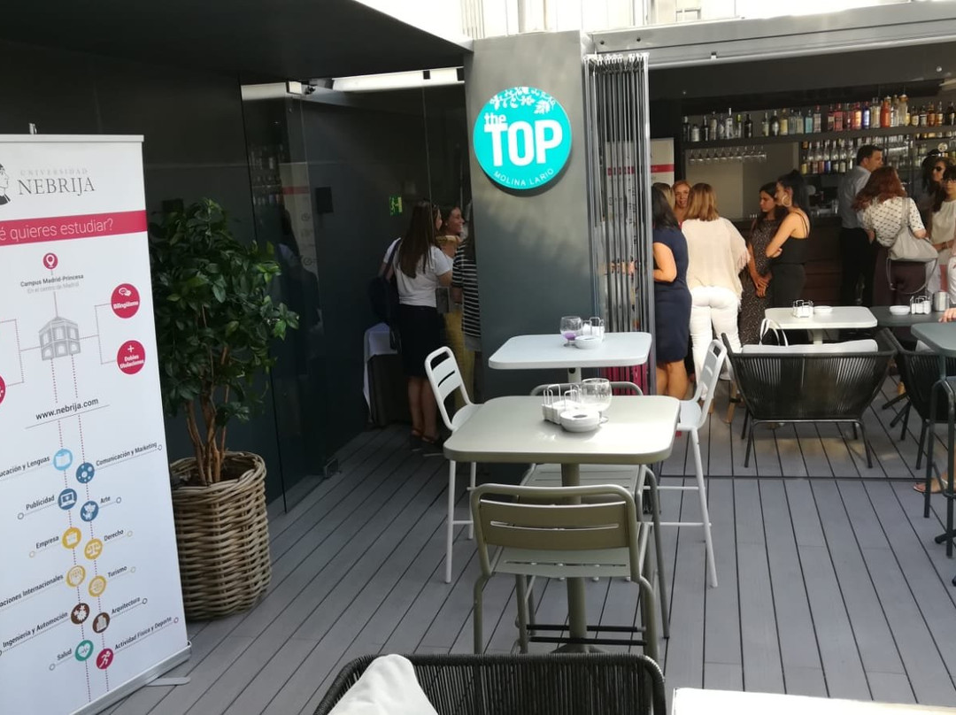 莫里纳拉里欧酒店主图