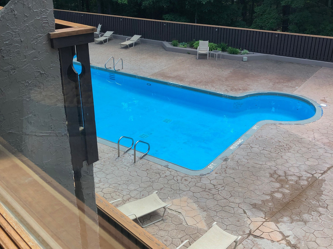 Treetops Resort主图