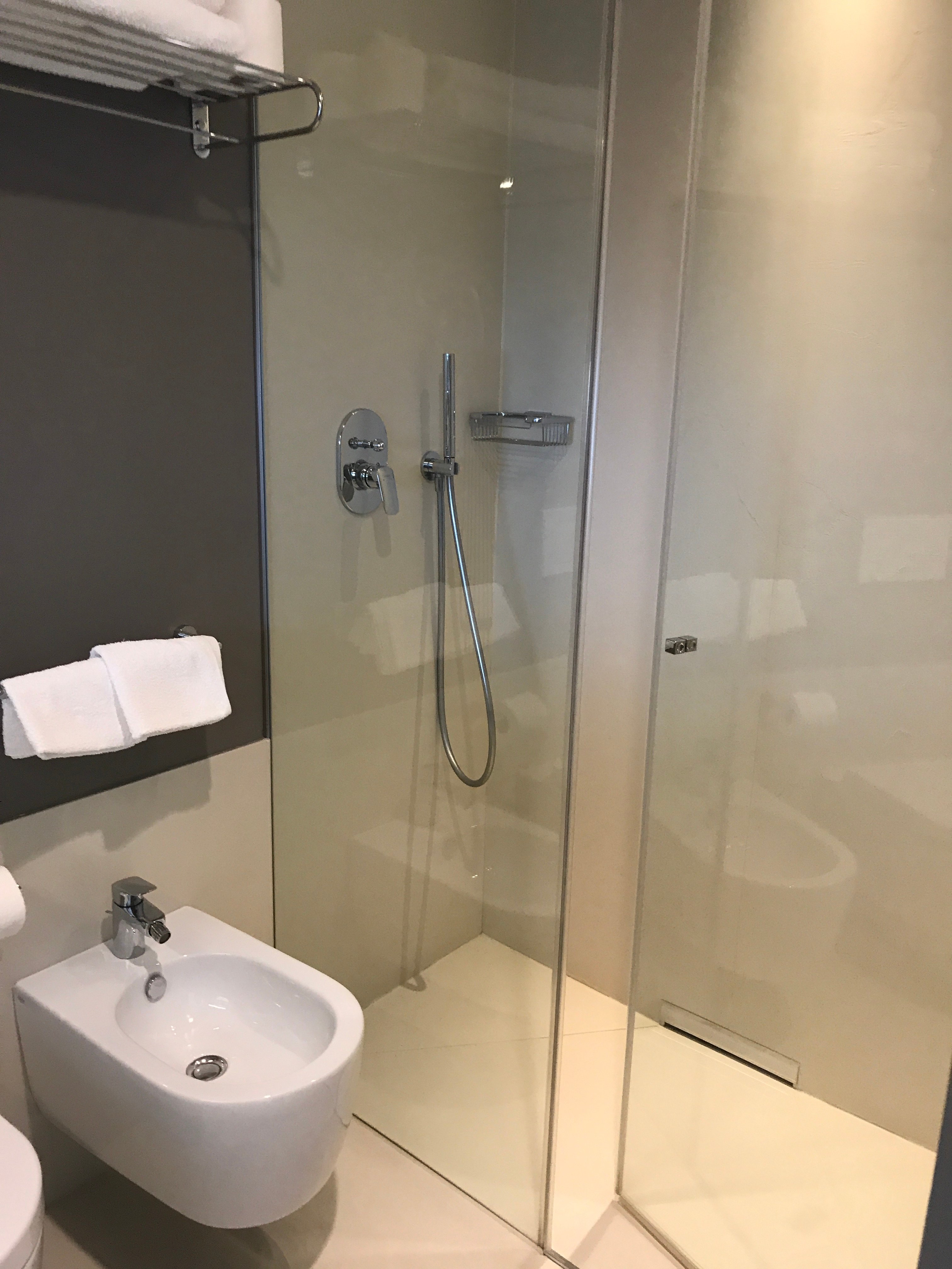 Hotel Cristallo-浴室