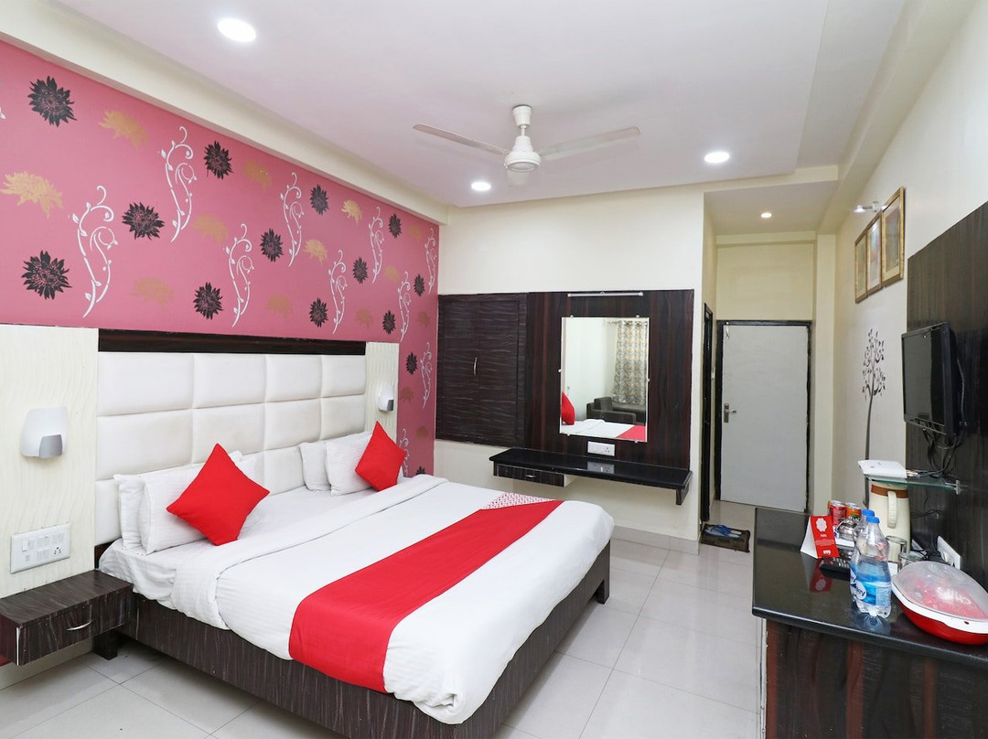 OYO 2422 Hotel Ashoka主图
