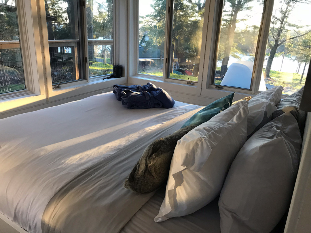Watermark Luxe Waterfront Cottages