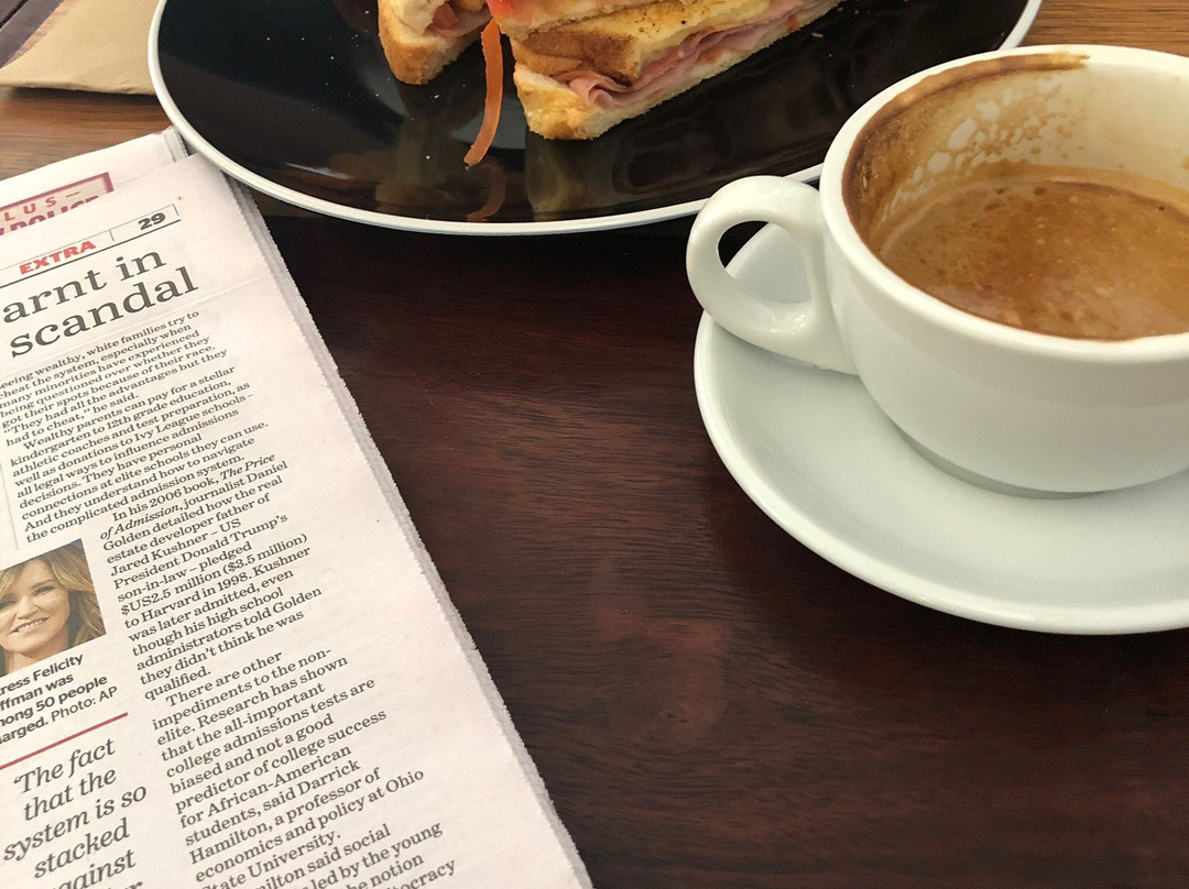 The West End Store Cafe