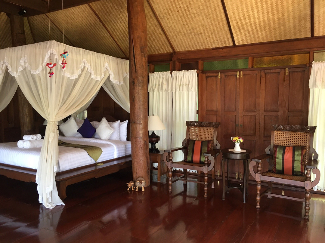 粮仓度假村主图