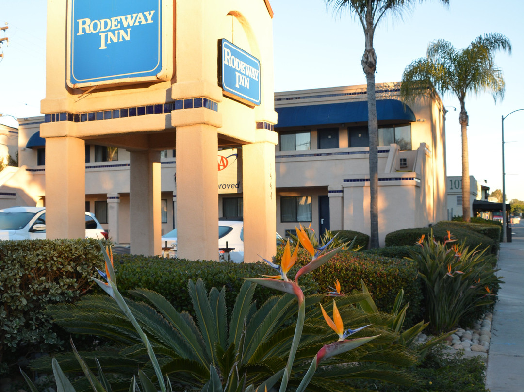 恩西尼塔斯罗德威酒店主图